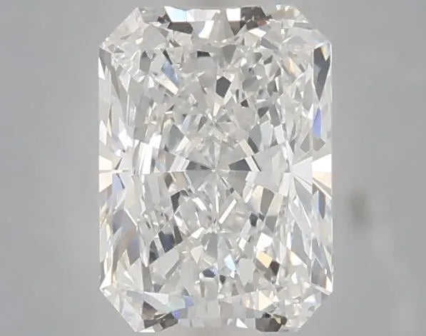 1.03ct Radiant Lab Grown Diamond (Colour E, Clarity VVS2, IGI Certified)